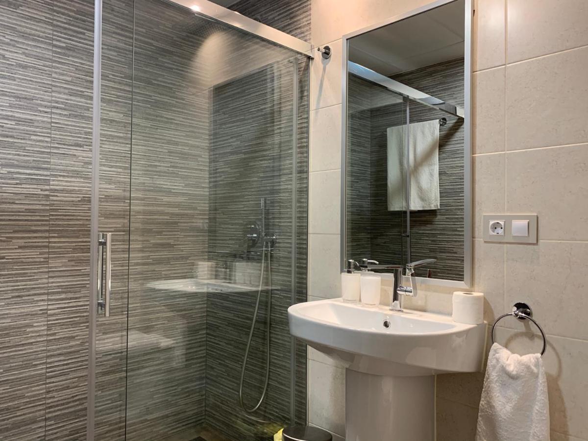 Apartamento De Lujo En Primera Linea De Playa Benidorm Esterno foto