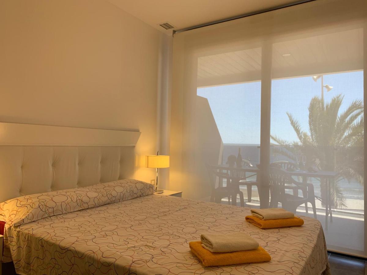 Apartamento De Lujo En Primera Linea De Playa Benidorm Esterno foto